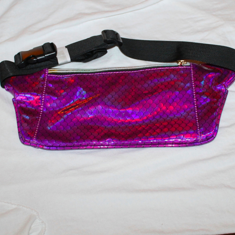 Purple mermaid rave holographic fanny waist pack - Picture 4 of 4